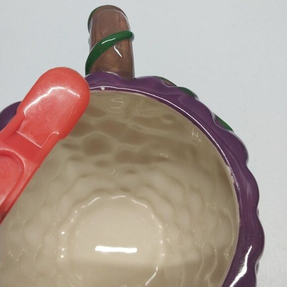 Vintage 99 Martha Stewart Large Grape Coffee Mugs Exclusive for MACY'S Bees Vine - Picture 12 of 13